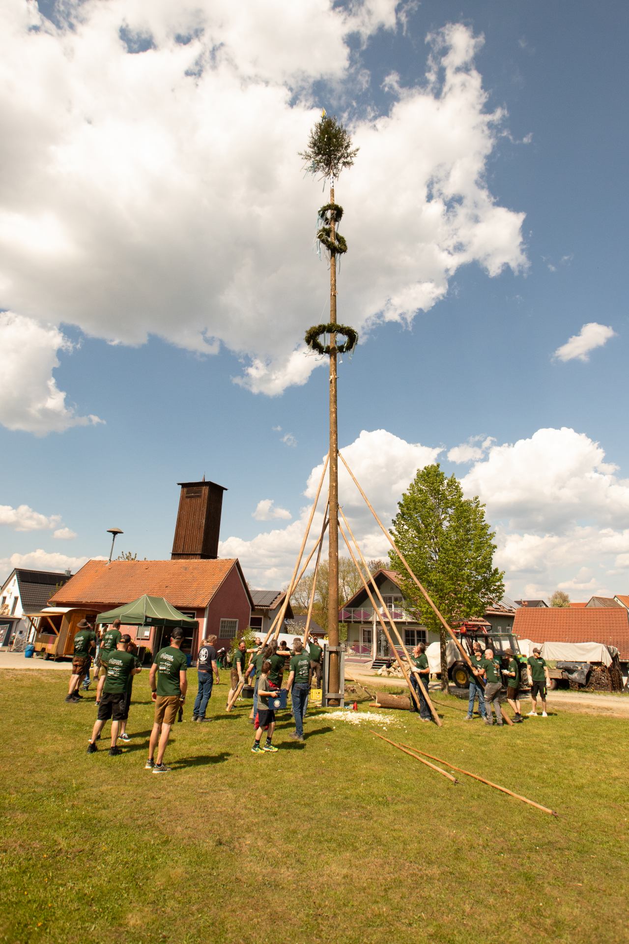 Maibaumaufstellen 2025 FF Kleinschwand